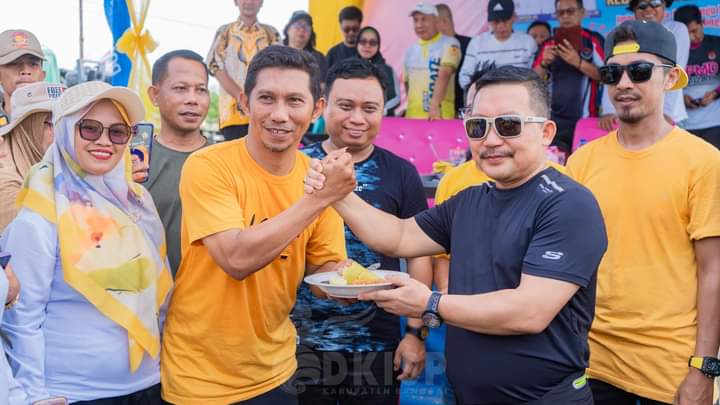 Bupati Banggaai di Kecamatan Kintom