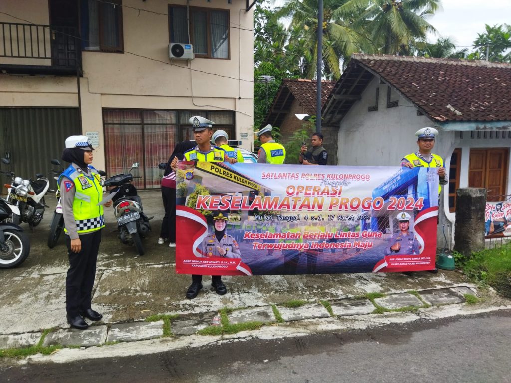 Satlantas Kulon Progo, saat giat Operasi Keselamatan Progo 2024.