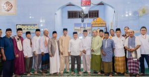 Bupati saat melakukan kunjungan Safari Ramadan di Desa Tontouan, Kecamatan Luwuk, Kabupaten Banggai, Senin (25/3/2024).