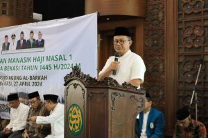Pj Walikota Bekasi saat menyampaikan sambutannya.