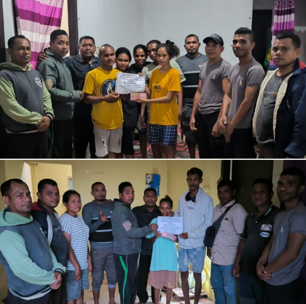 Keluarga Besar Flotisaros saat memberikan saat memberikan Dana Duka kepada 2 kepala keluarga.
