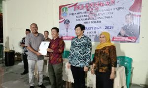 Saat pelantikan FKRW Harapan Jaya Berlangsung.