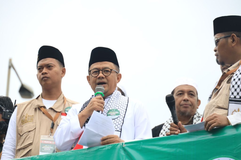 Pj. Walikota Bekasi saat menyampaikan orasinya.