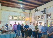 PWI Bekasi Raya foto bersama dengan PT BBWM