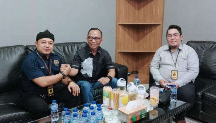Kasat Reskrim Polres Metro Bekasi Kota Sambut Silaturahmi PWI Bekasi Raya 1 IMG 20240913 WA0025