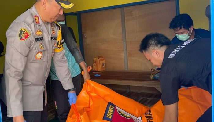 Kapolres Lamandau Pimpin Olah TKP Penemuan Mayat Tukang Pijat 1 IMG 20240922 WA0023