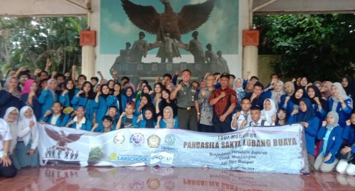 Ratusan Guru dan Mahasiswa Study Tour ke Monumen Pancasila Sakti 1 IMG 20240924 WA0064