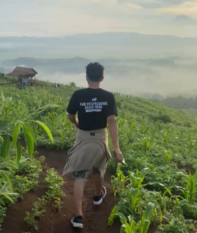 Puncak Bukit Pulek Karang Reja, Potensi Besar Untuk Dijadikan Desa Wisata 1 Screenshot 20250404 095038 1