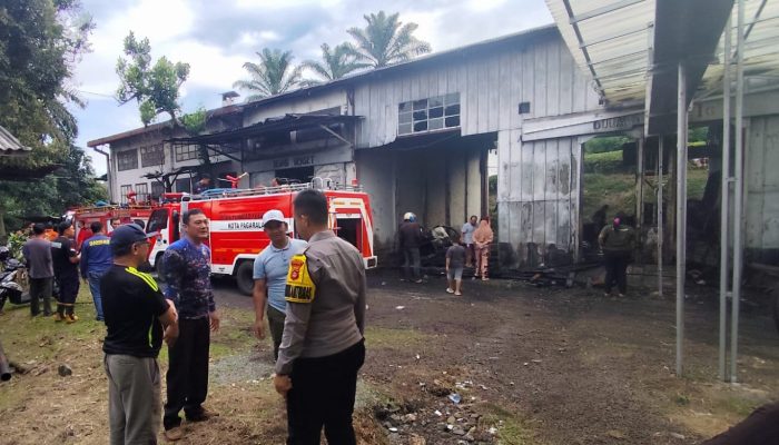 Bangunan PTPN Terbakar